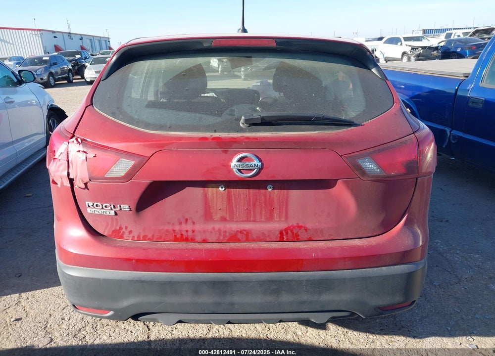 2017 NISSAN ROGUE SPORT S VIN: JN1BJ1CP3HW020520