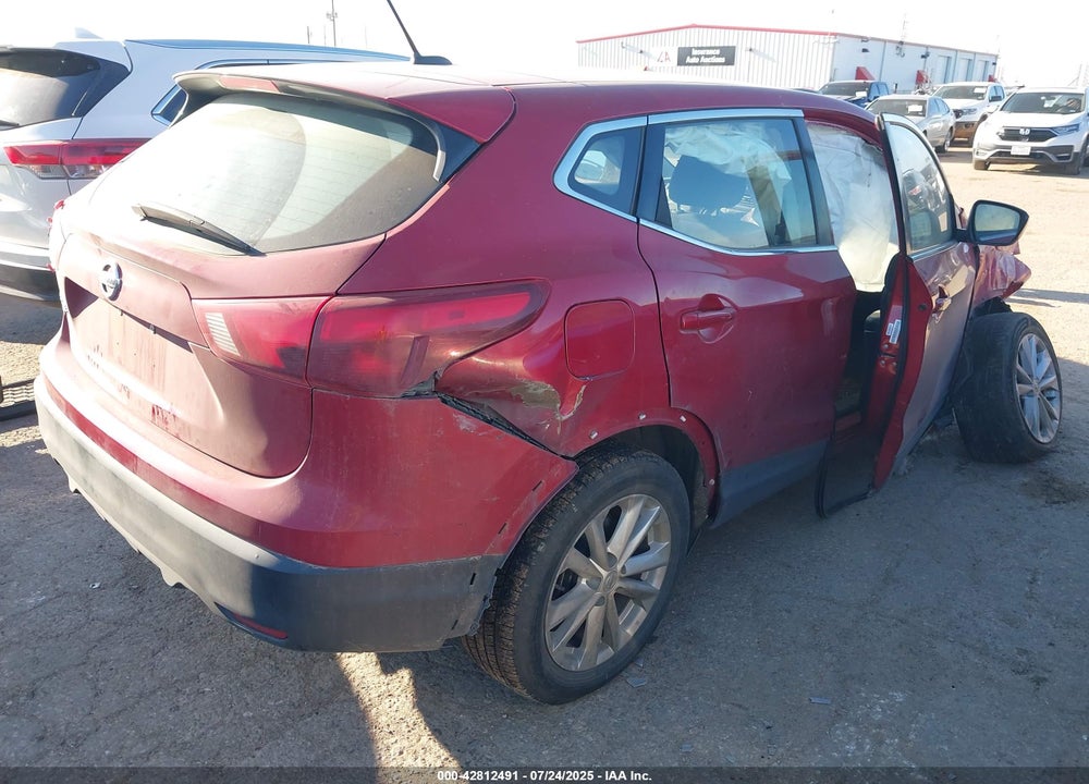 2017 NISSAN ROGUE SPORT S VIN: JN1BJ1CP3HW020520