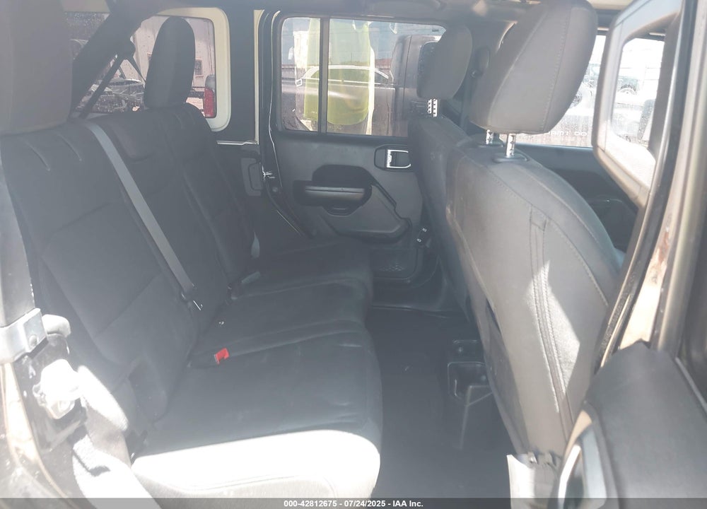 2019 JEEP WRANGLER UNLIMITED SPORT ALTITUDE 4X4 VIN: 1C4HJXDG8KW651005