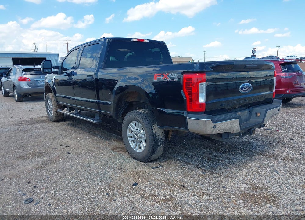 2017 FORD F-250 VIN: 1FT7W2B60HED30231