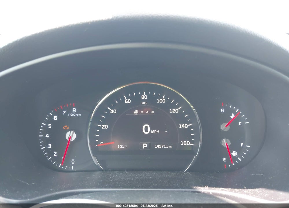 2017 KIA SORENTO VIN: 5XYPHDA51HG249809