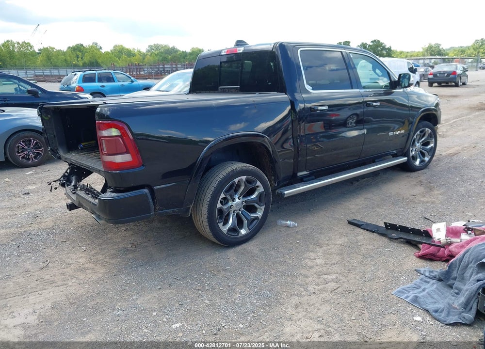2022 RAM 1500 VIN: 1C6SRFKT8NN240777