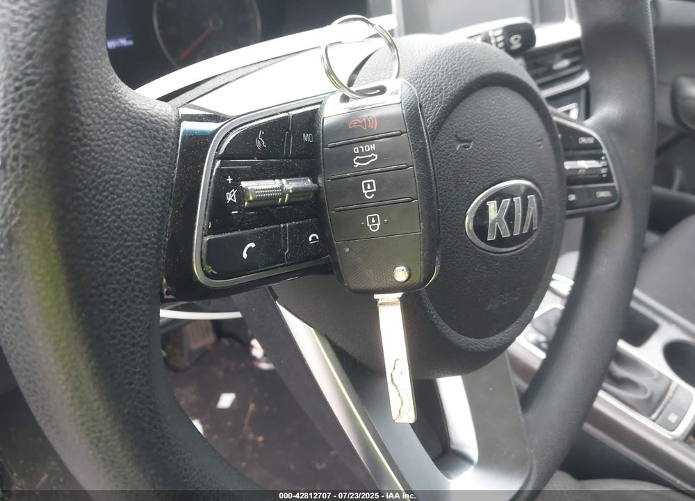 2020 KIA OPTIMA VIN: 5XXGT4L36LG424630
