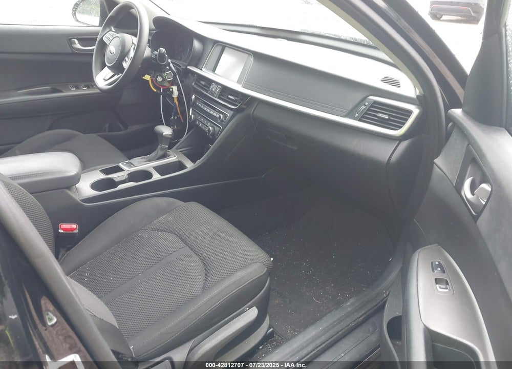 2020 KIA OPTIMA VIN: 5XXGT4L36LG424630