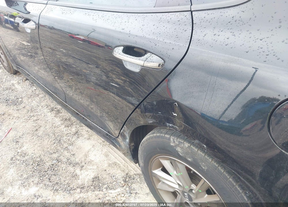 2020 KIA OPTIMA VIN: 5XXGT4L36LG424630