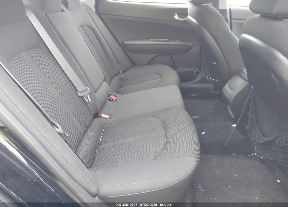 2020 KIA OPTIMA VIN: 5XXGT4L36LG424630