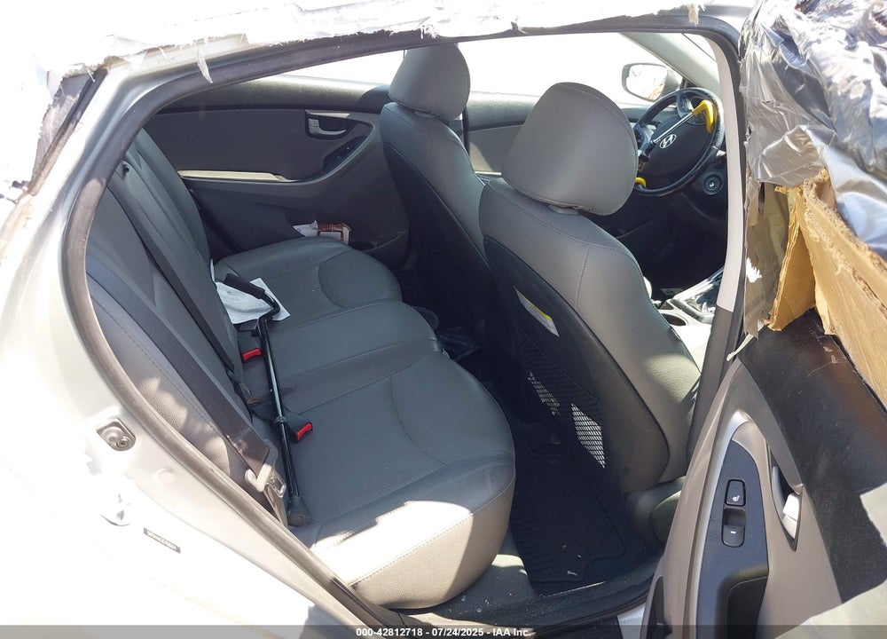 2014 HYUNDAI ELANTRA LIMITED VIN: 5NPDH4AE0EH506O14