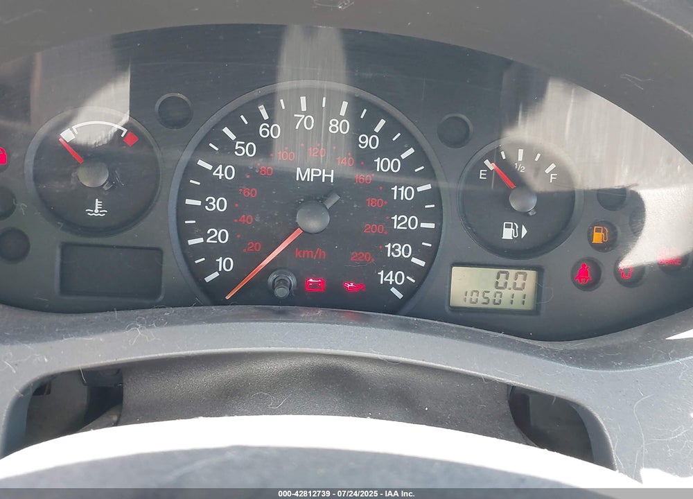 2005 FORD FOCUS ZX4 VIN: 1FAFP34N95W237139