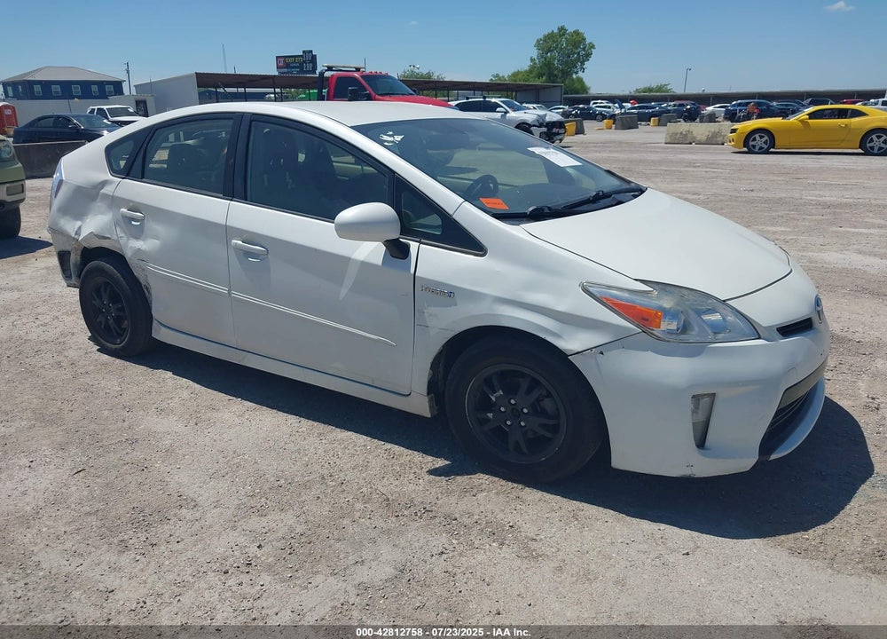 2015 TOYOTA PRIUS FOUR VIN: JTDKN3DU4F0455015