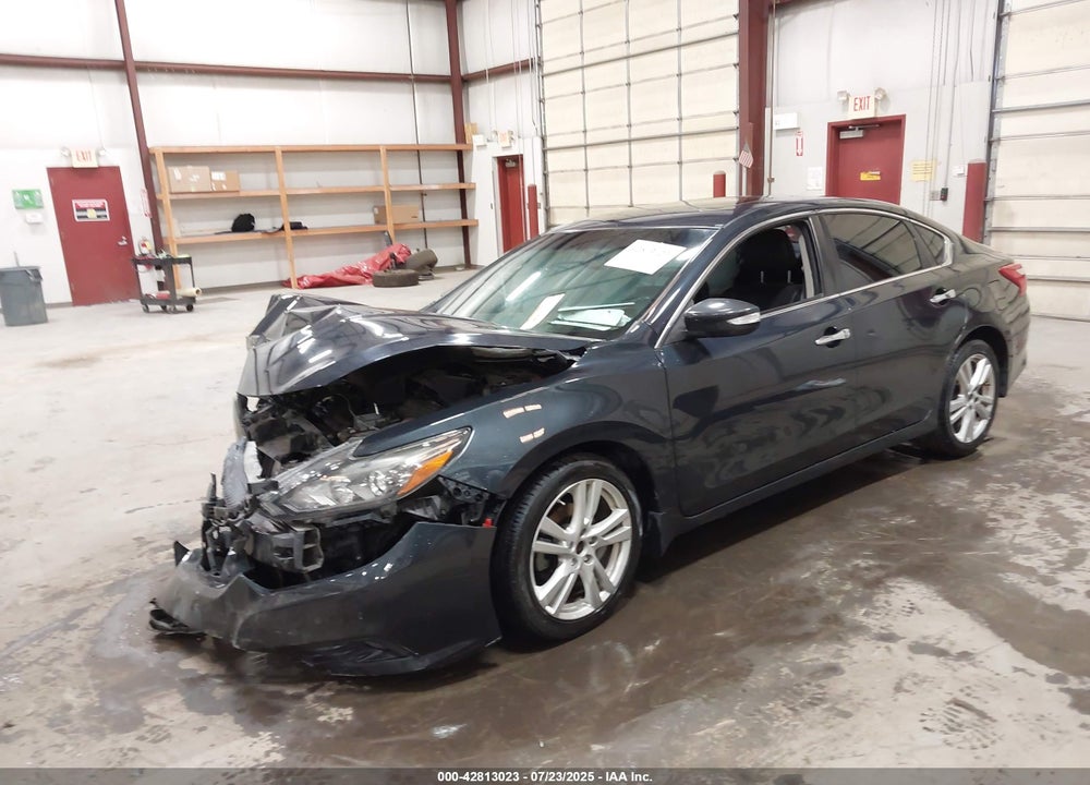 2017 NISSAN ALTIMA VIN: 1N4BL3AP5HC494451