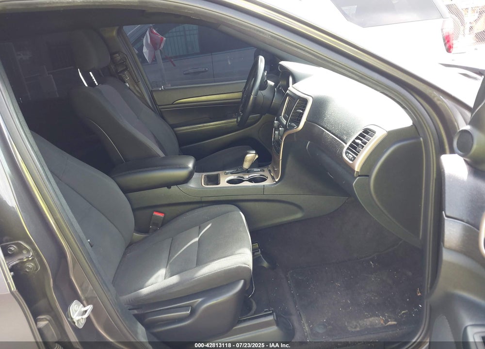 2016 JEEP GRAND CHEROKEE VIN: 1C4RJEAG0GC428267
