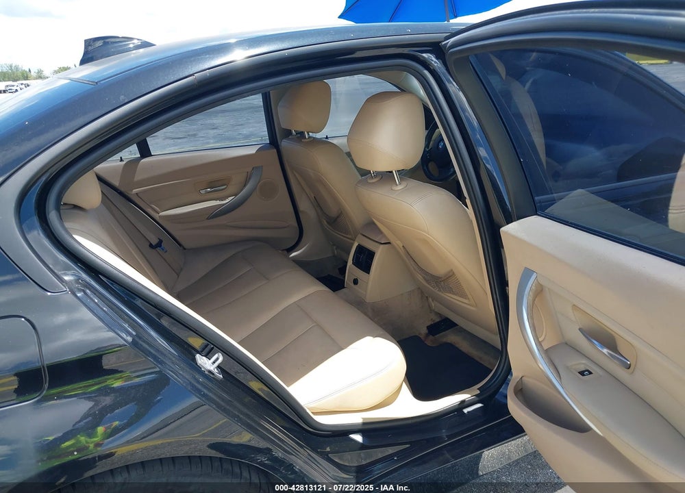 2013 BMW 3 SERIES VIN: WBA3A5C54DJ462623