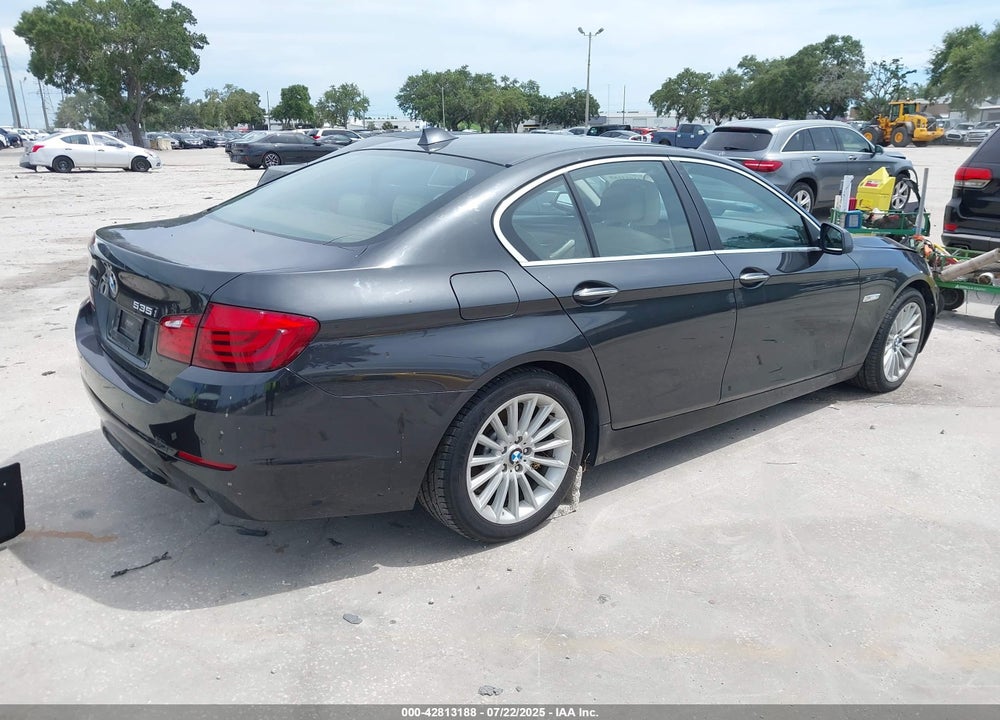 2013 BMW 5 SERIES VIN: WBAFU7C5XDDU74578