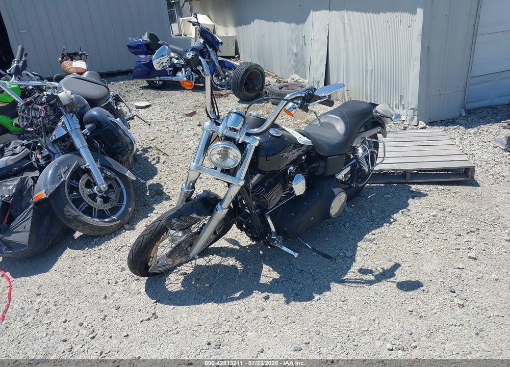 2008 HARLEY-DAVIDSON FXDBI VIN: 1HD1GX4198K304972