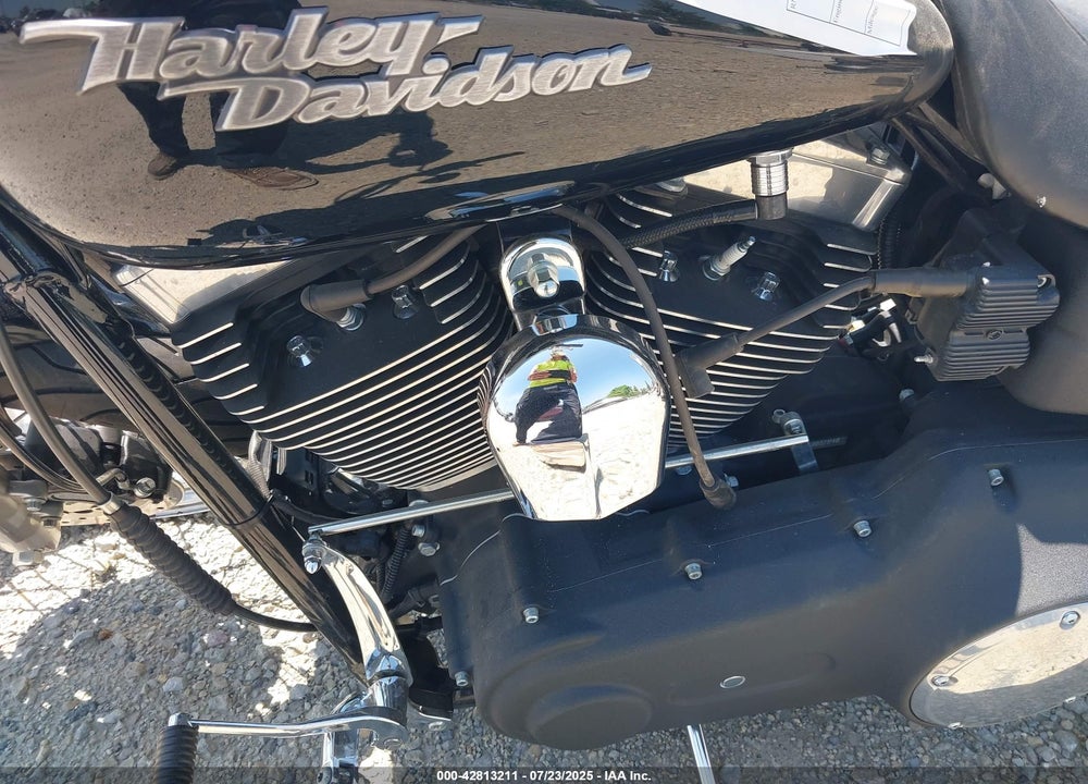 2008 HARLEY-DAVIDSON FXDBI VIN: 1HD1GX4198K304972