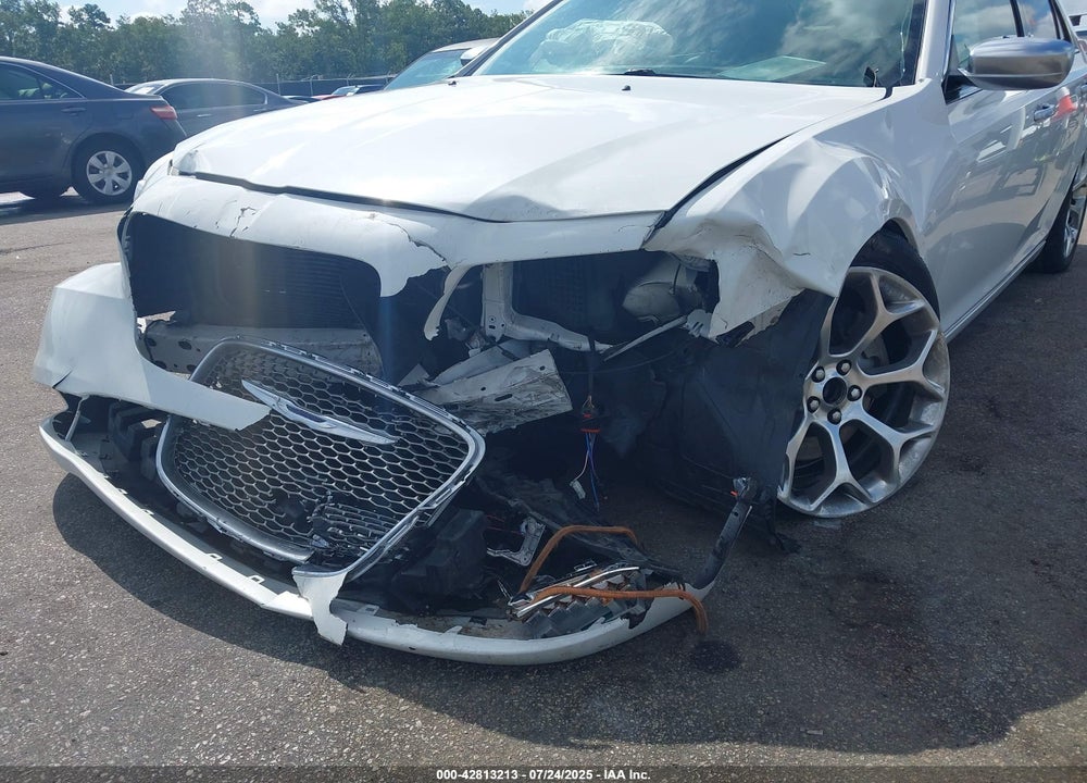 2016 CHRYSLER 300 VIN: 2C3CCAPT5GH261483