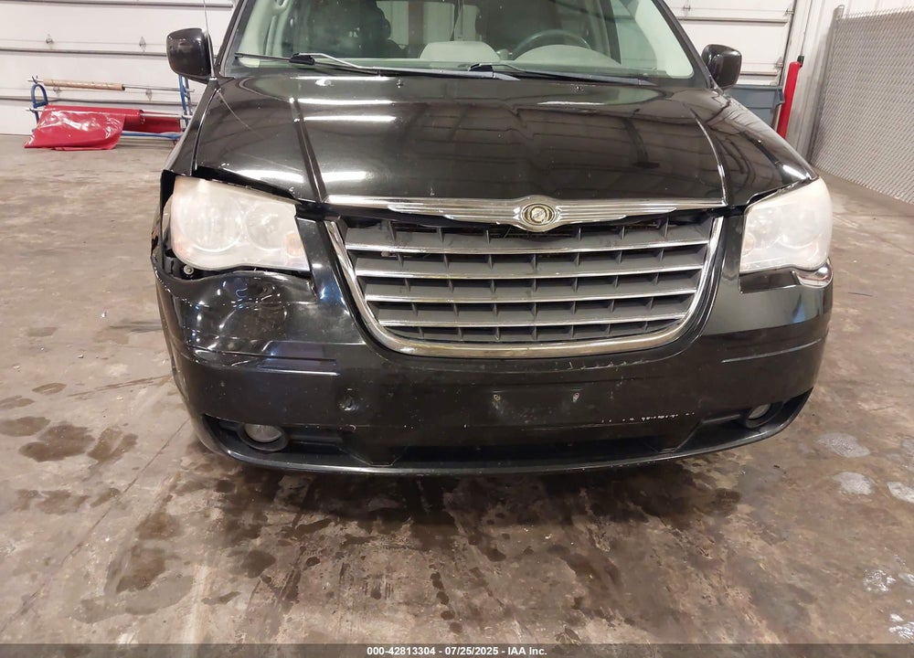 2009 CHRYSLER TOWN & COUNTRY TOURING VIN: 2A8HR54109R618052