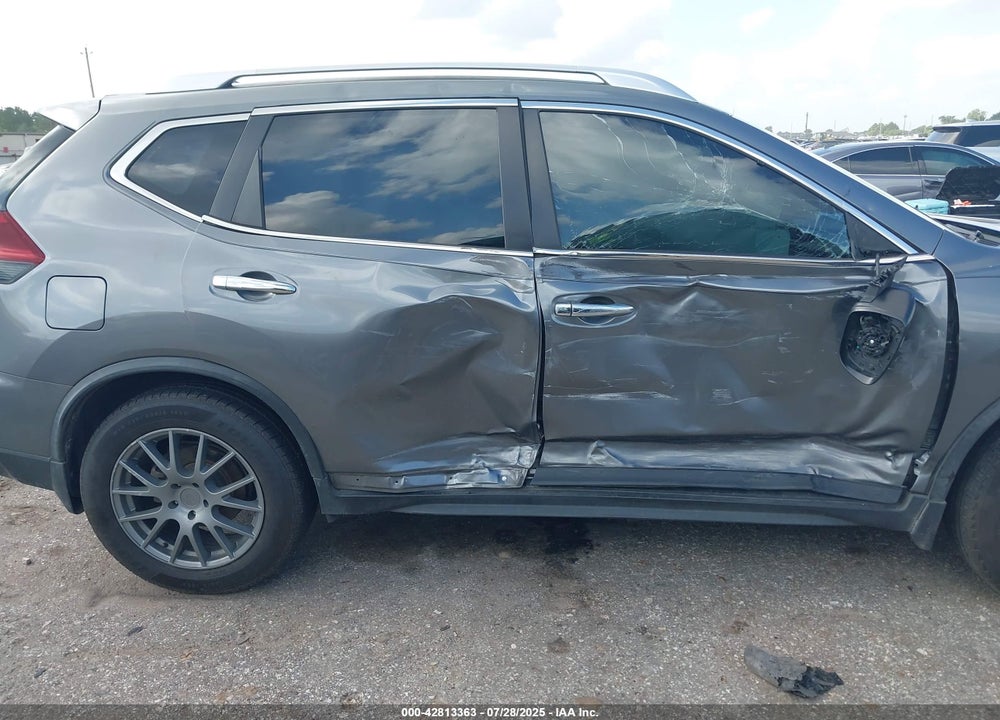 2019 NISSAN ROGUE SV VIN: JN8AT2MT3KW255127