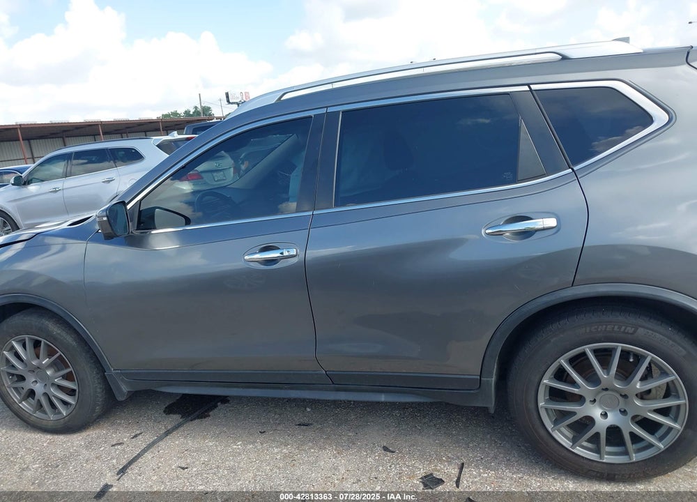 2019 NISSAN ROGUE SV VIN: JN8AT2MT3KW255127