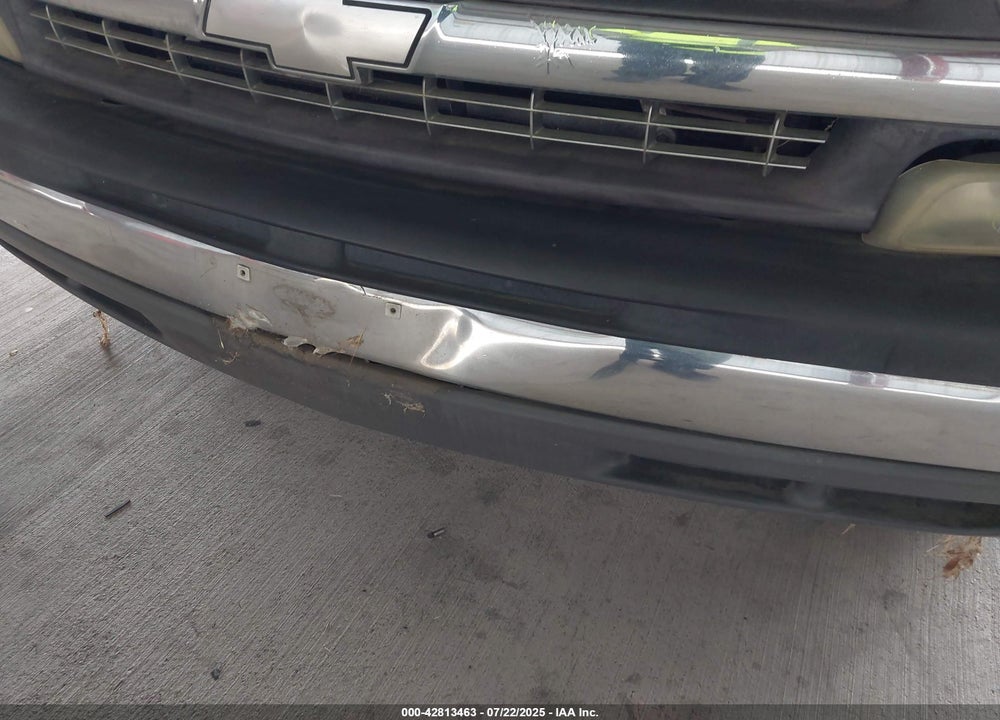 2000 CHEVROLET SILVERADO 1500 LS VIN: 2GCEC19T5Y1203949