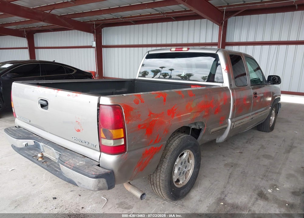 2000 CHEVROLET SILVERADO 1500 LS VIN: 2GCEC19T5Y1203949