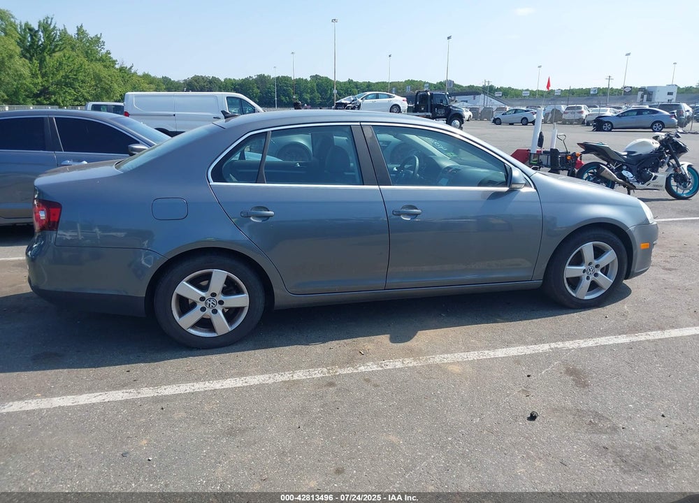 2008 VOLKSWAGEN JETTA SE/SEL VIN: 3VWRZ71K88M176385