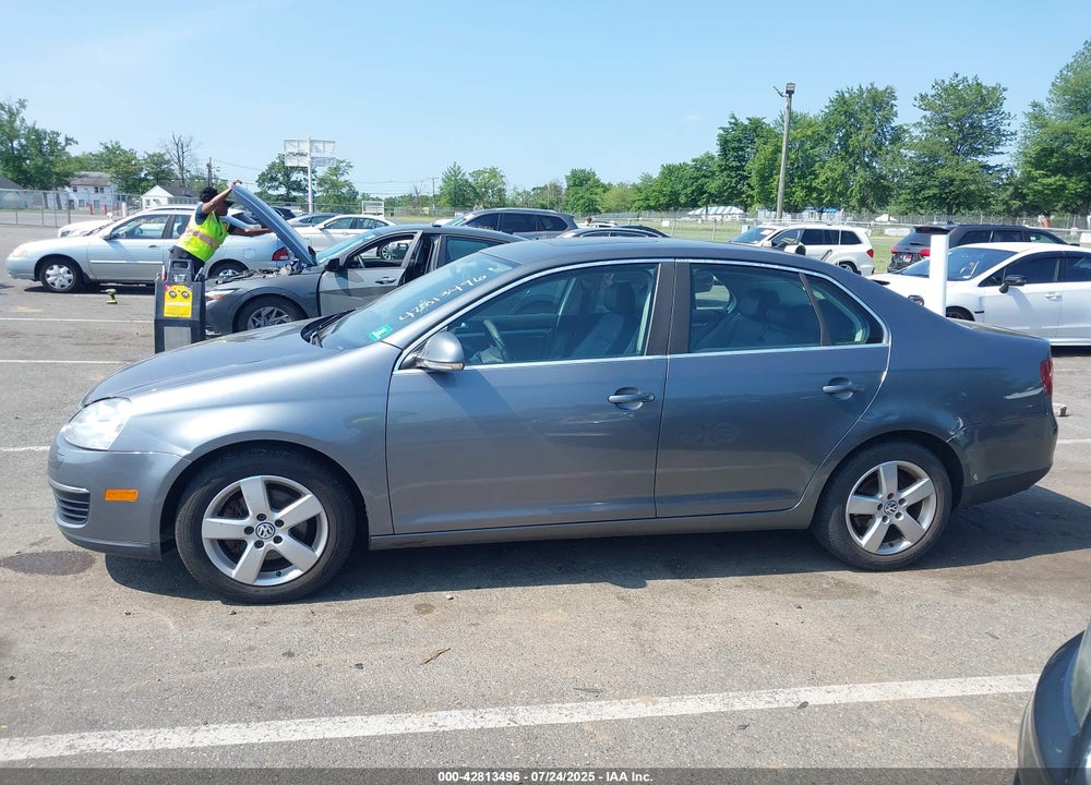 2008 VOLKSWAGEN JETTA SE/SEL VIN: 3VWRZ71K88M176385