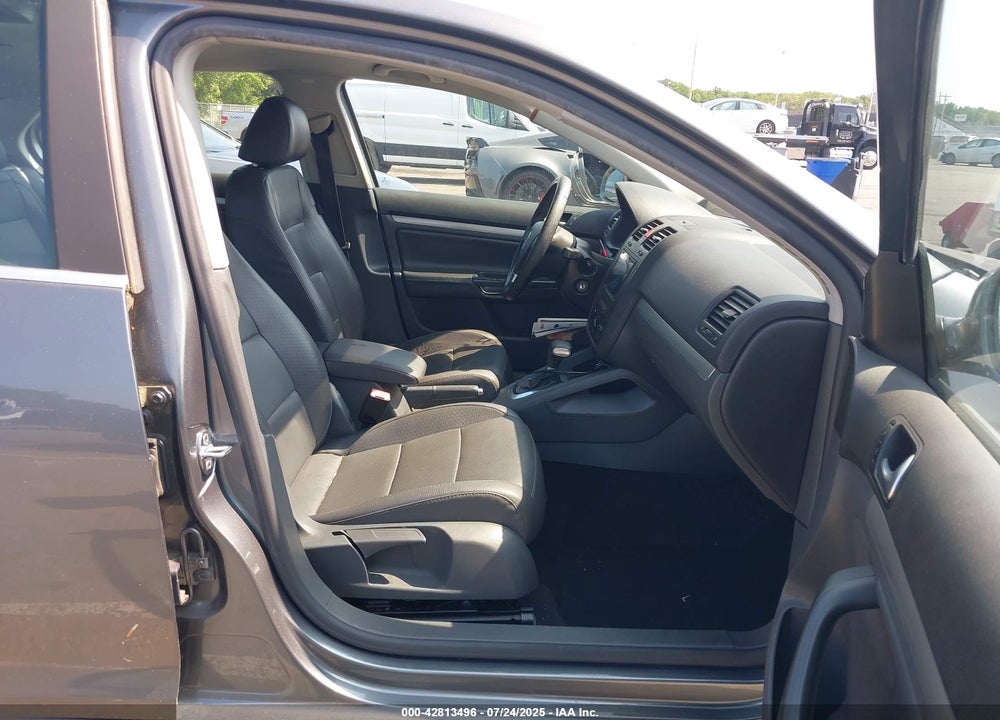 2008 VOLKSWAGEN JETTA SE/SEL VIN: 3VWRZ71K88M176385