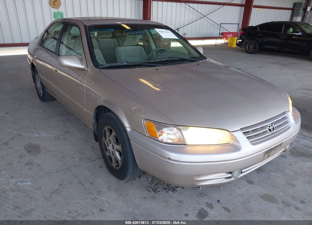 1999 TOYOTA CAMRY LE V6 VIN: 4T1BF22K8XU078008