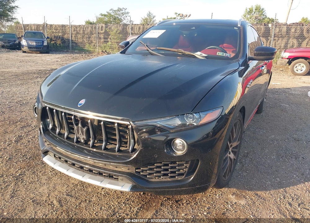 2017 MASERATI LEVANTE VIN: ZN661YUS1HX258854