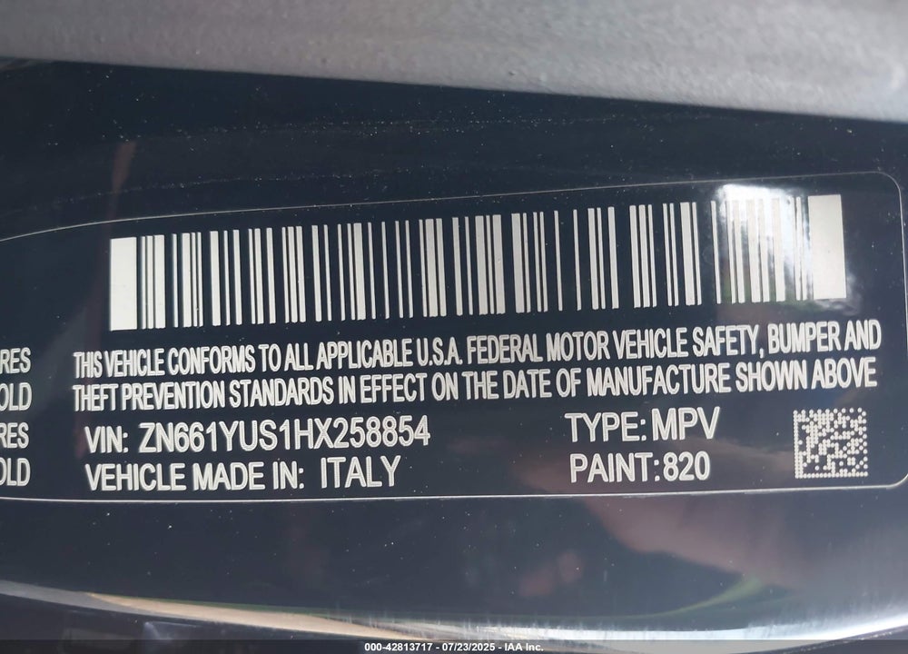 2017 MASERATI LEVANTE VIN: ZN661YUS1HX258854