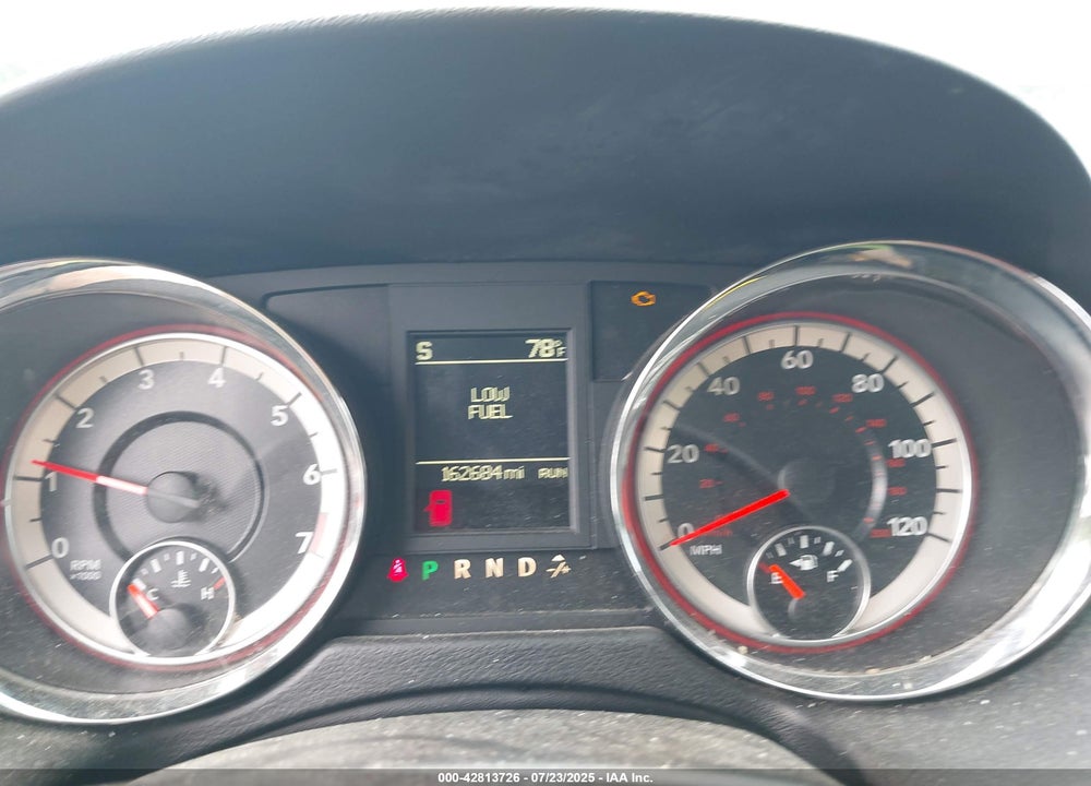 2016 DODGE GRAND CARAVAN R/T VIN: 2C4RDGEG5GR329657