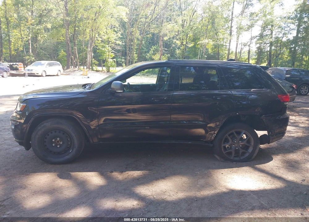 2021 JEEP GRAND CHEROKEE VIN: 1C4RJEBG5MC814323