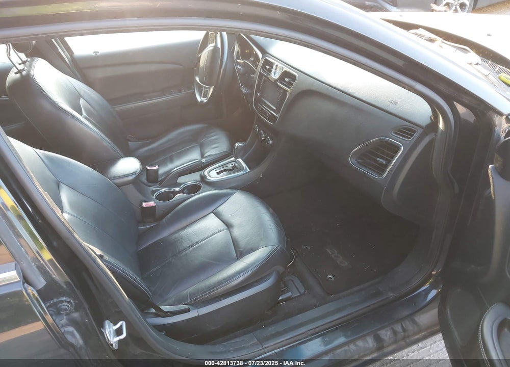 2012 CHRYSLER 200 VIN: 1C3CCBCG5CN304347