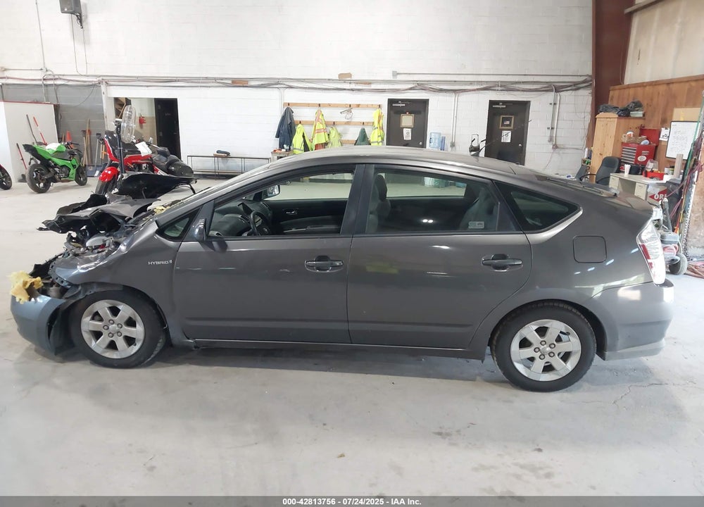 2008 TOYOTA PRIUS VIN: JTDKB20U883440267