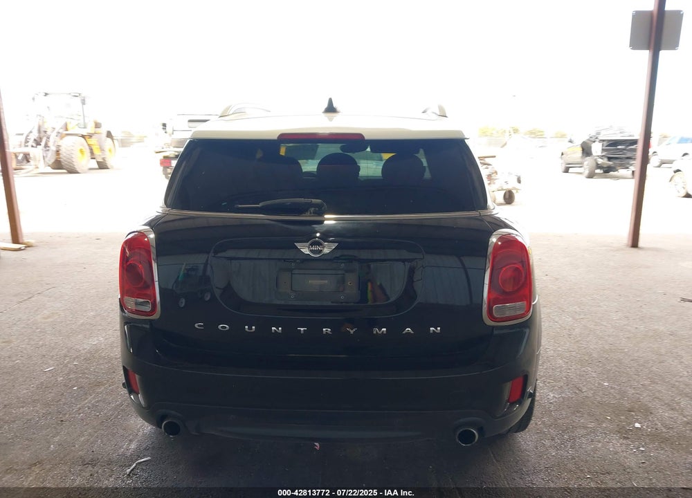 2018 MINI COUNTRYMAN COOPER S VIN: WMZYT3C37J3D99719