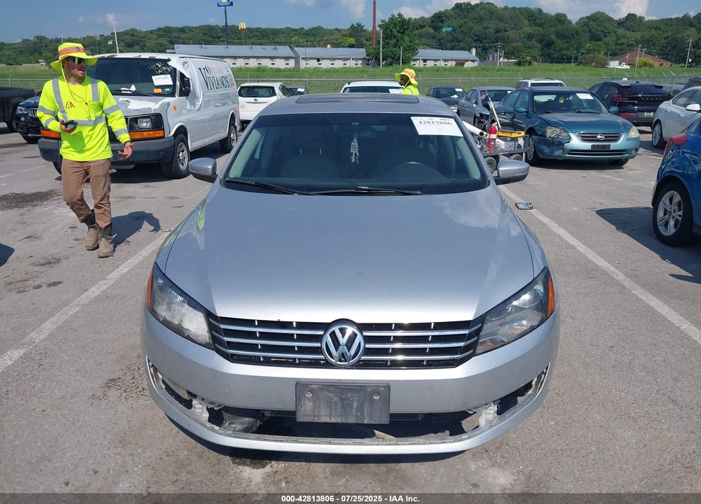 2013 VOLKSWAGEN PASSAT VIN: 1VWCN7A30DC023960