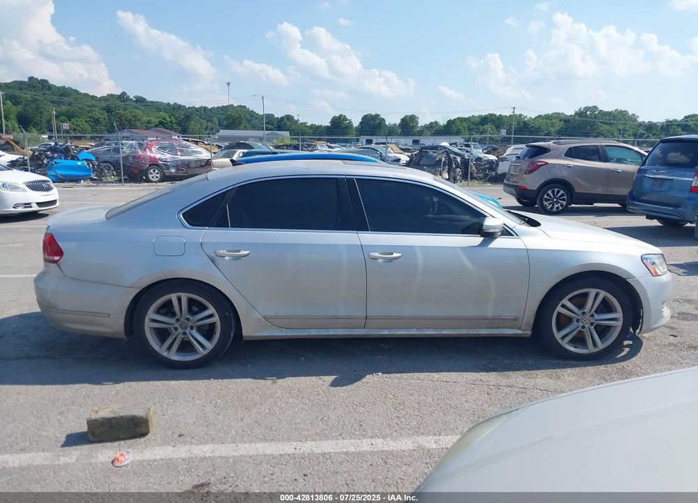 2013 VOLKSWAGEN PASSAT VIN: 1VWCN7A30DC023960