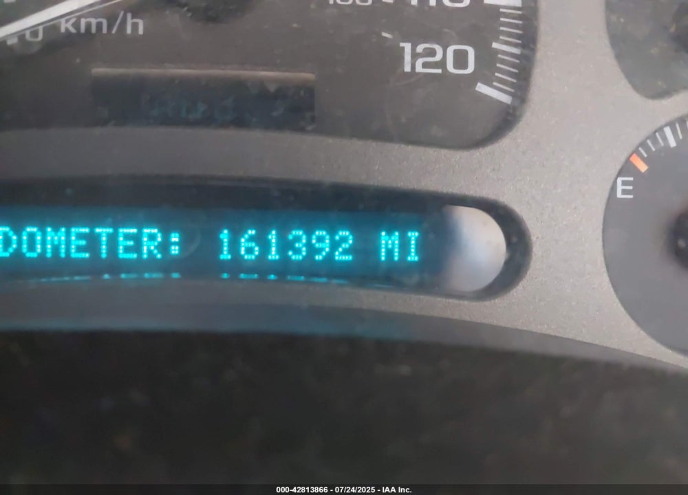 2005 GMC YUKON XL 1500 VIN: 1GKFK66U05J235232