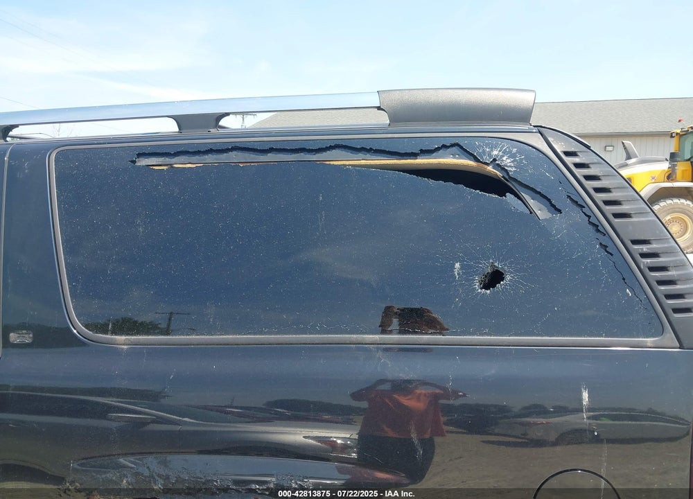2006 CHEVROLET SUBURBAN 1500 LTZ VIN: 3GNFK16U36G199562