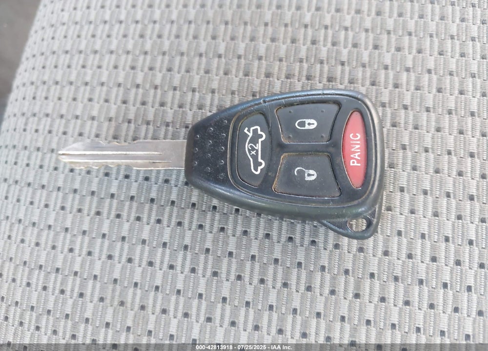 2006 JEEP COMMANDER VIN: 1J8HG48N26C104740