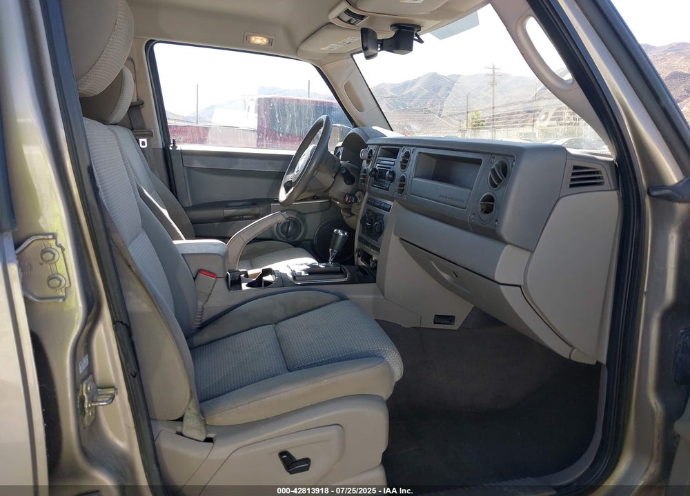 2006 JEEP COMMANDER VIN: 1J8HG48N26C104740