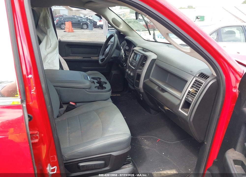 2014 RAM 1500 EXPRESS VIN: 1C6RR6FT6ES398061