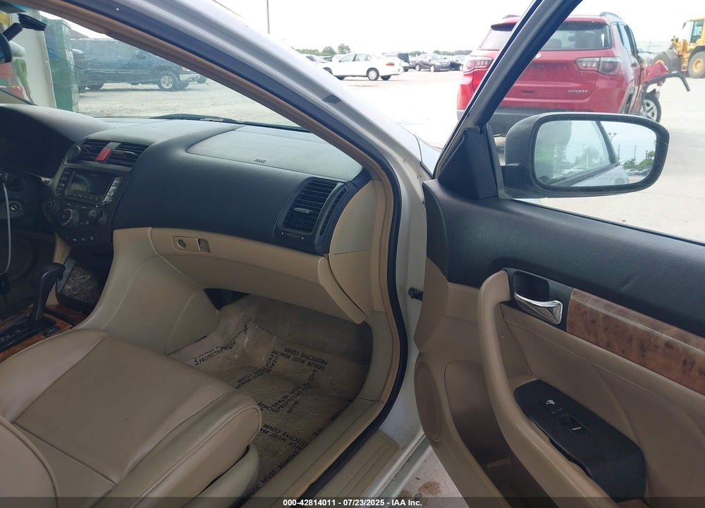 2003 HONDA ACCORD 3.0 EX VIN: 1HGCM82613A007427