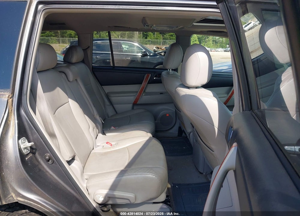 2010 TOYOTA HIGHLANDER VIN: 5TDDK3EH8AS017736
