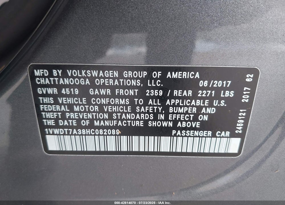 2017 VOLKSWAGEN PASSAT VIN: 1VWDT7A38HC082089