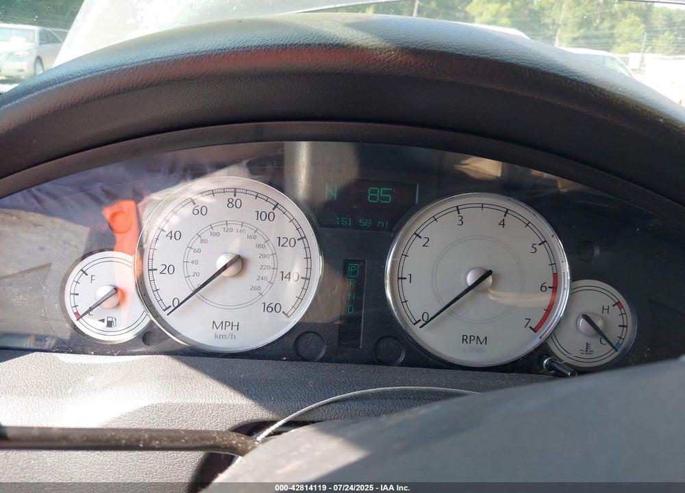 2005 CHRYSLER 300C VIN: 2C3AA63H55H523186