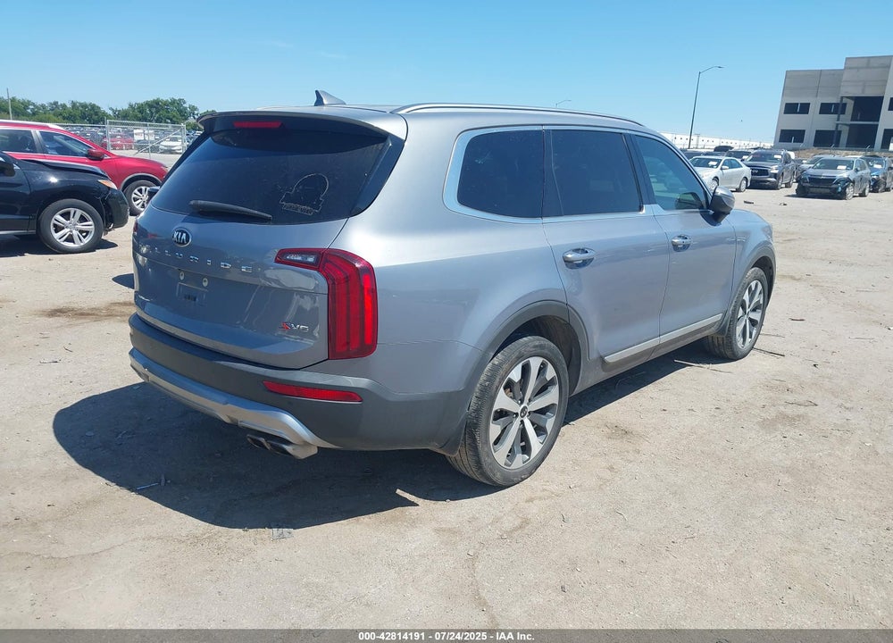 2020 KIA TELLURIDE VIN: 5XYP64HC0LG023215