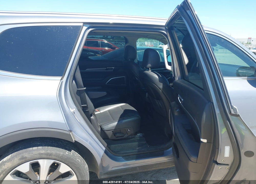 2020 KIA TELLURIDE VIN: 5XYP64HC0LG023215