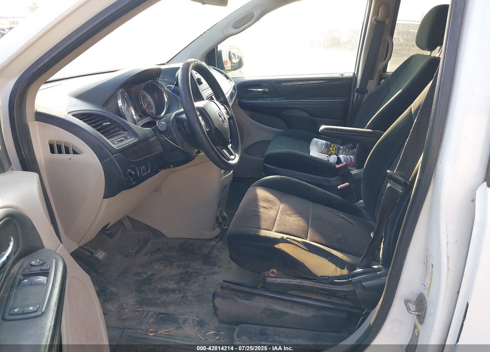 2011 DODGE GRAND CARAVAN VIN: 2D4RN1AG4BR757327